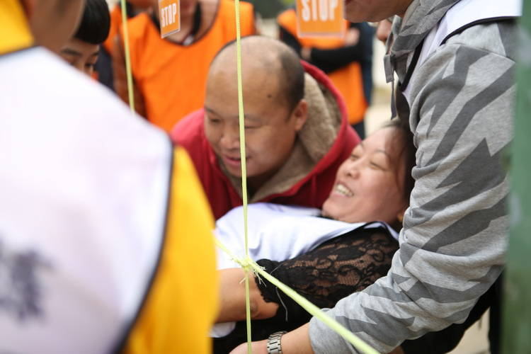 李显龙当与美國(guó)总统拜登举行会谈一个细节被捕捉到