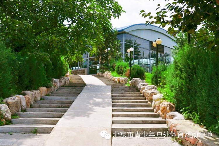 平谷团建基地:谷峪缘拓展基地餐厅